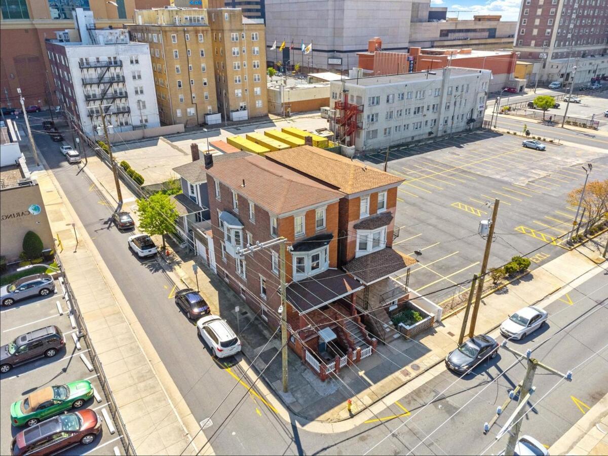 Luxury 8 Bedroom House, Steps To Tropicana, Beach And Boardwalk! Atlantic City Exterior photo