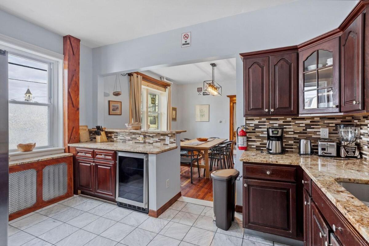 Luxury 8 Bedroom House, Steps To Tropicana, Beach And Boardwalk! Atlantic City Exterior photo