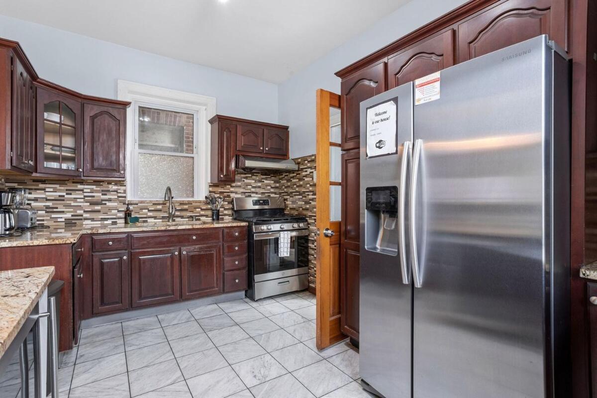 Luxury 8 Bedroom House, Steps To Tropicana, Beach And Boardwalk! Atlantic City Exterior photo